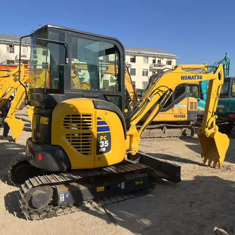 二手小松35挖掘机