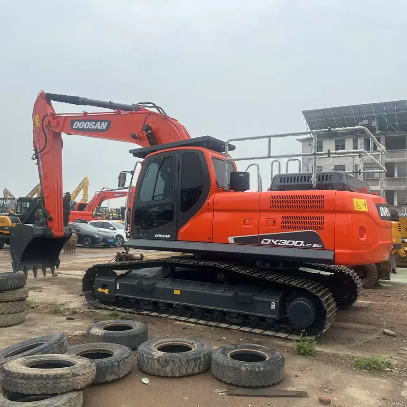 二手斗山300dx挖掘机