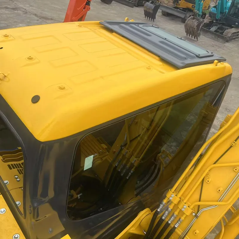 二手小松130挖掘机