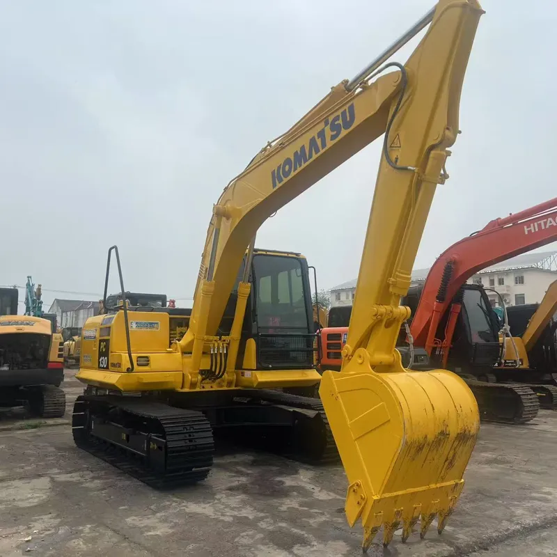 二手小松130挖掘机