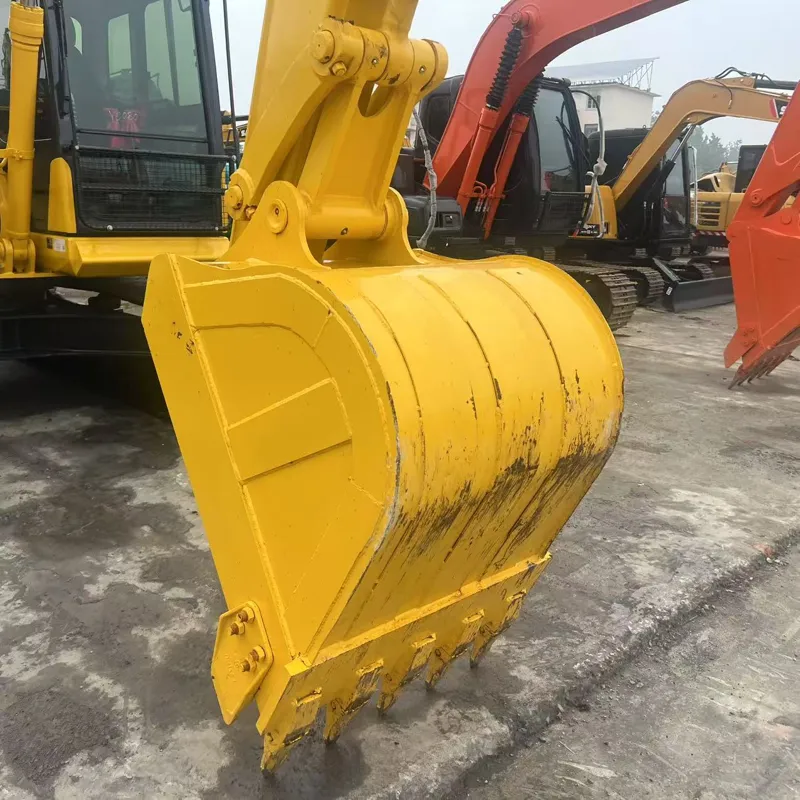 二手小松130挖掘机