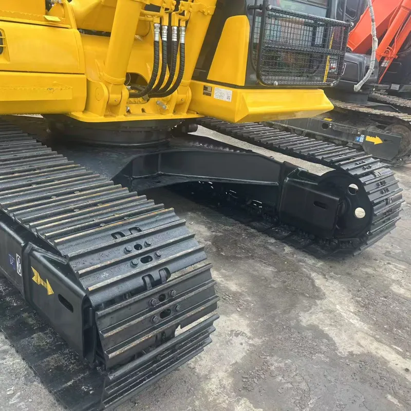 二手小松130挖掘机