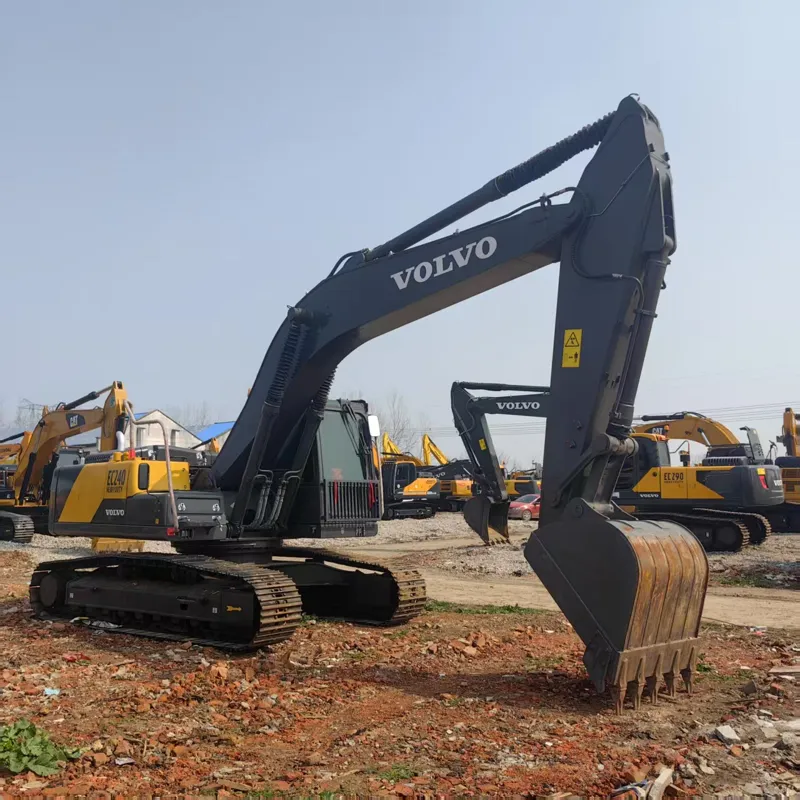 二手沃尔沃240挖掘机