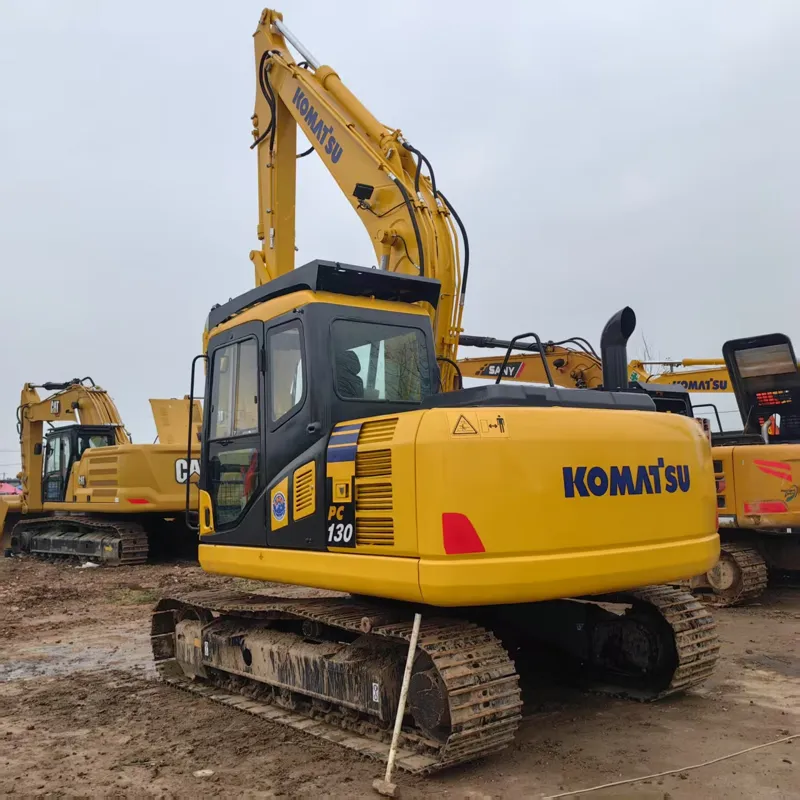 二手小松130-7挖掘机