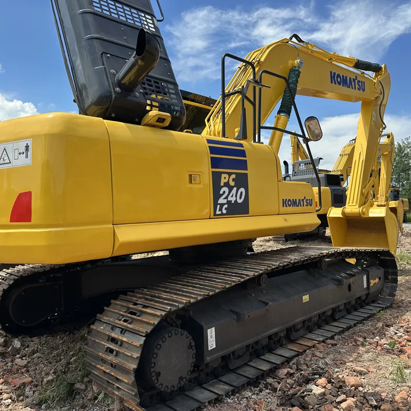 二手komatsu 240-8挖掘机