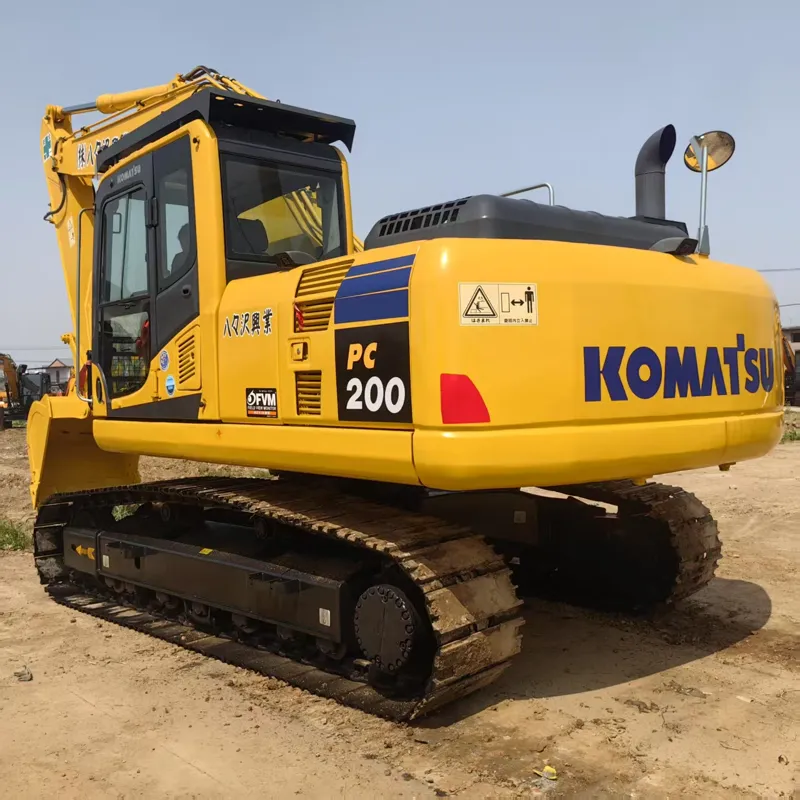 二手小松200-8挖掘机