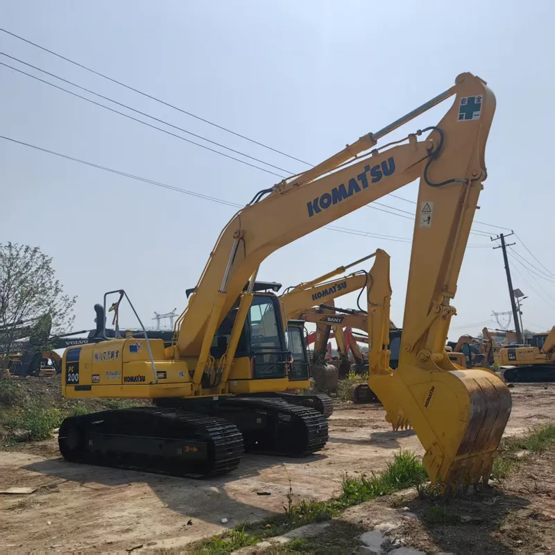 二手小松200-8挖掘机