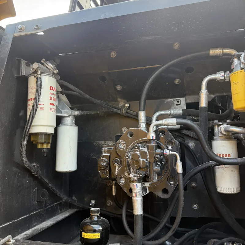 二手沃尔沃210挖掘机