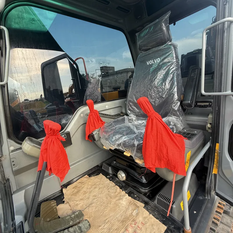 二手沃尔沃210挖掘机