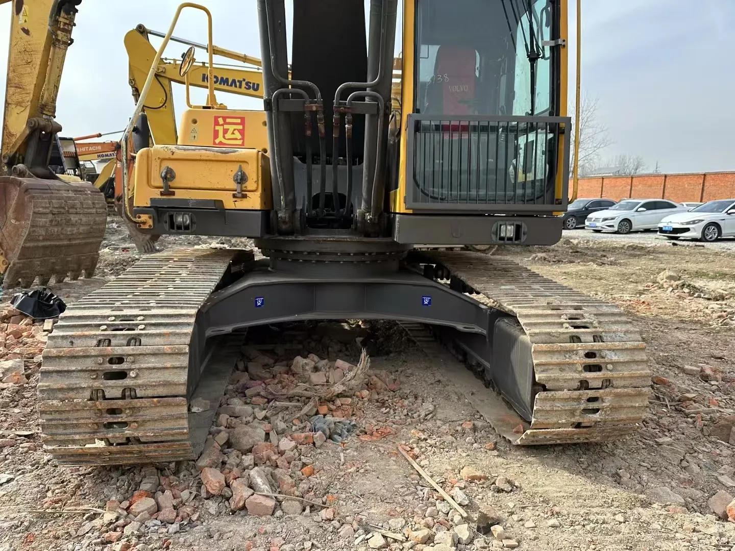 二手沃尔沃210挖掘机