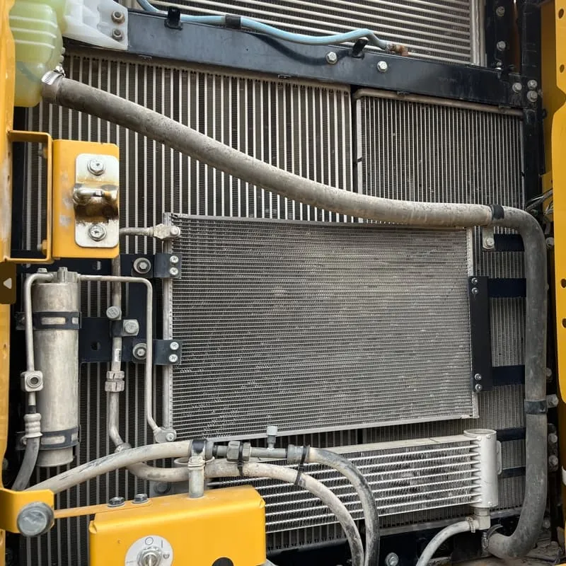 二手卡特320挖掘机