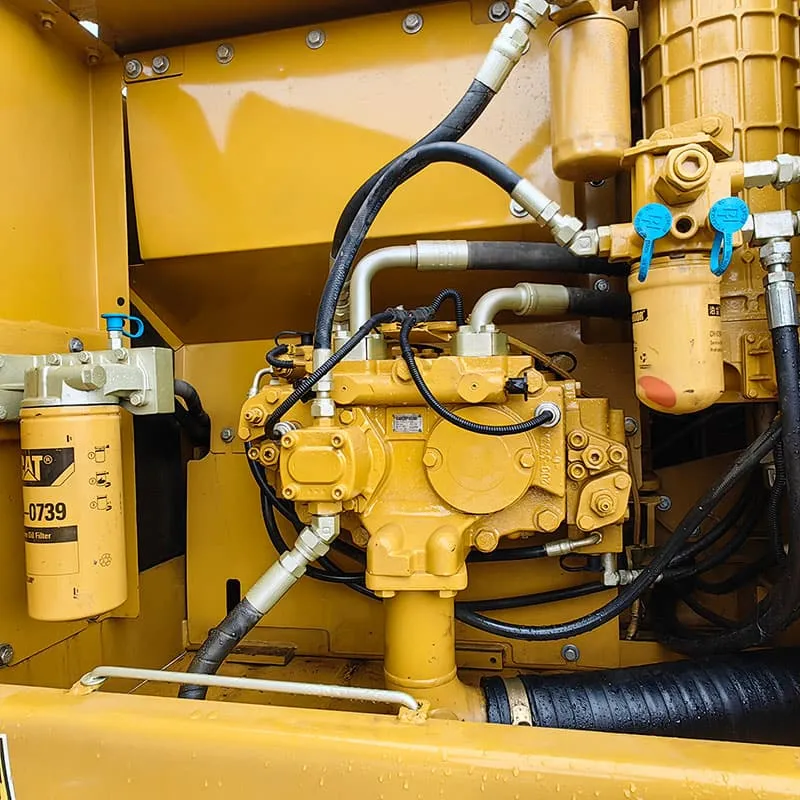 二手卡特320D2L挖掘机