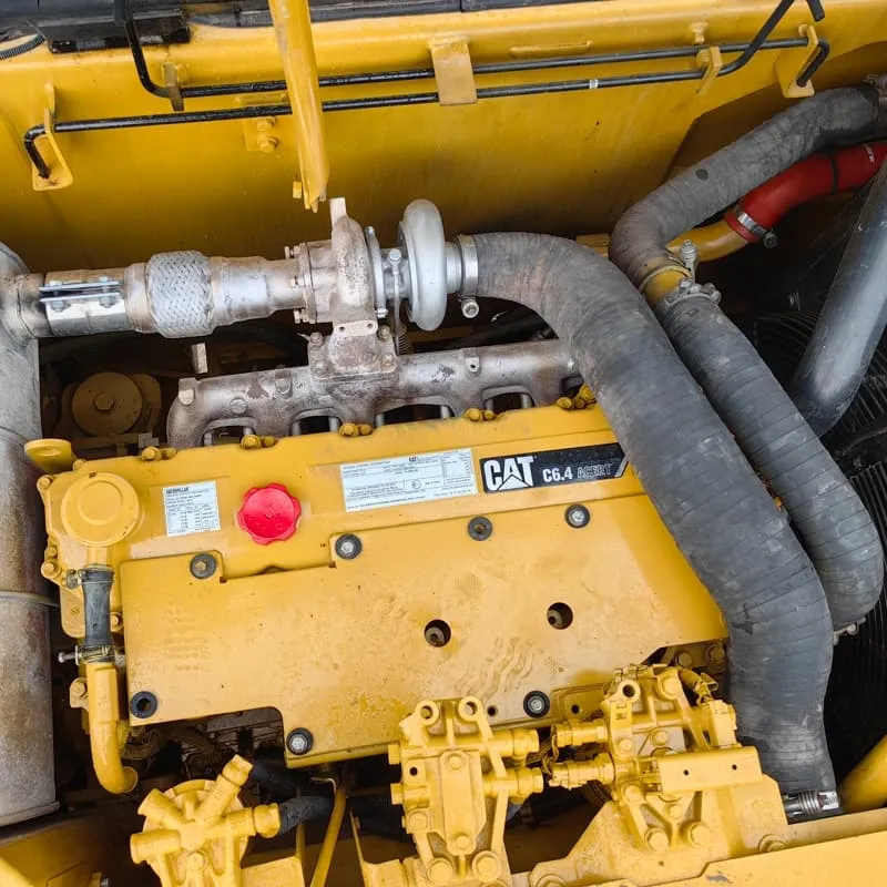 二手卡特320D2L挖掘机