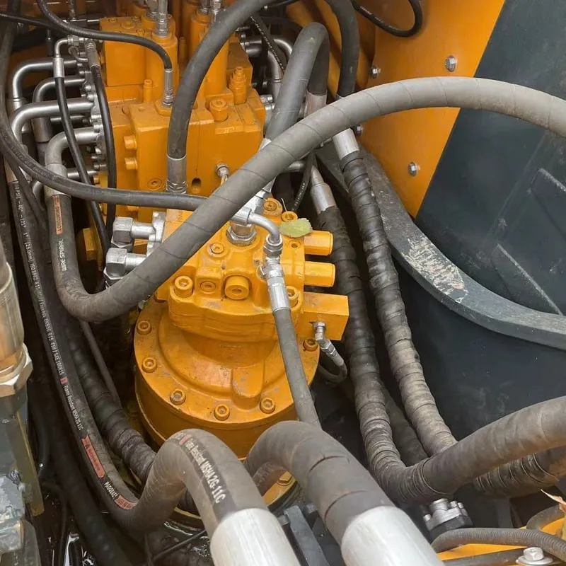 二手现代220挖掘机