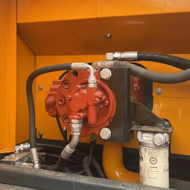 二手现代220挖掘机