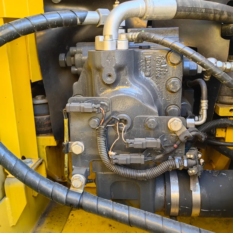 二手小松110-7挖掘机