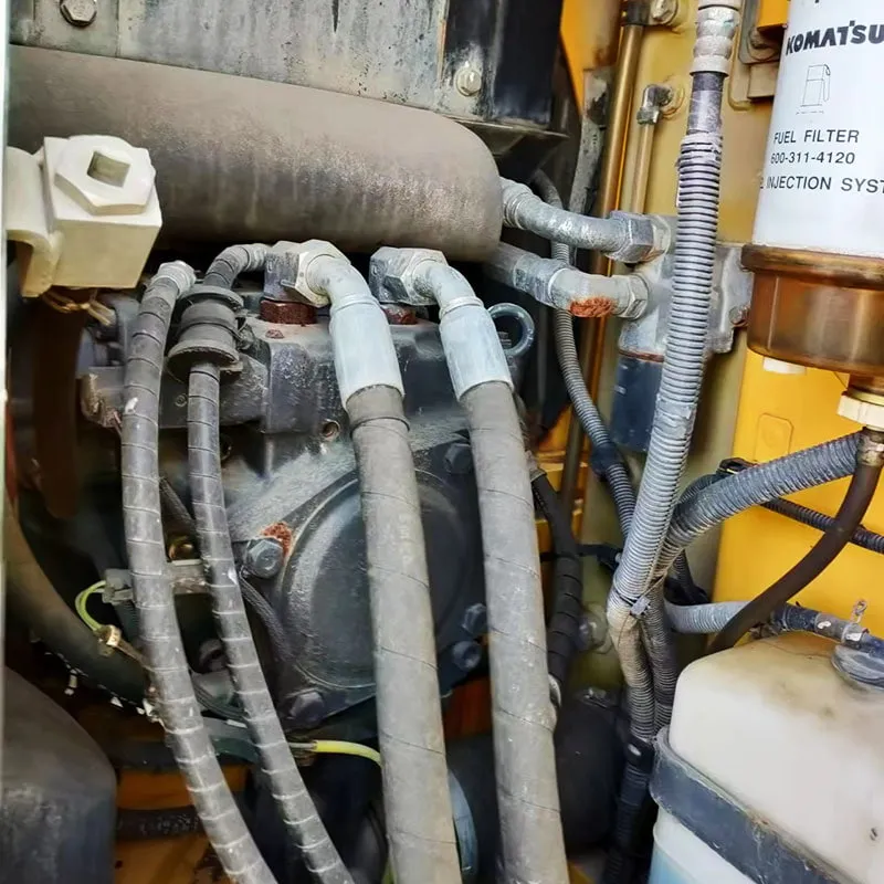 二手小松128-8挖掘机