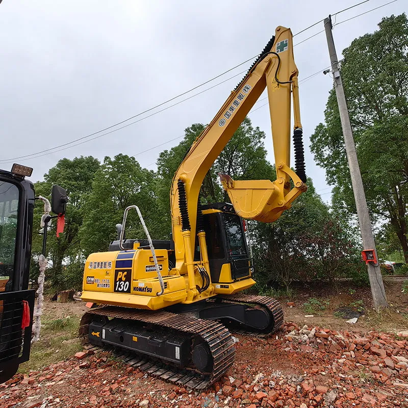 二手小松130-7挖掘机
