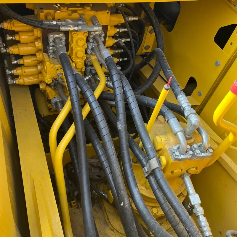 二手小松200-8MO挖掘机