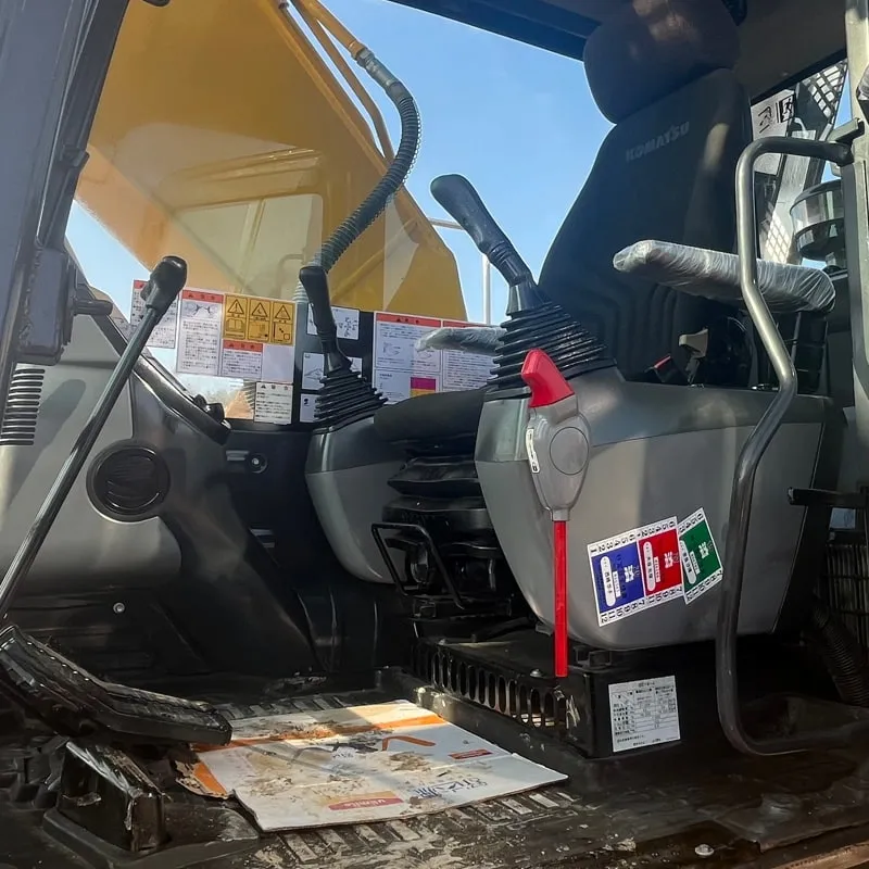 二手小松200-8MO挖掘机