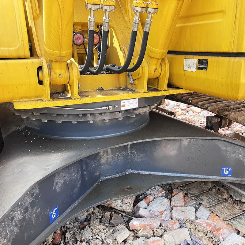 二手小松200-8挖掘机