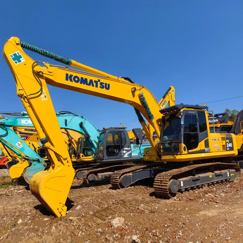 二手小松240-8挖掘机