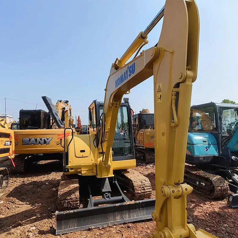 二手小松56-7挖掘机