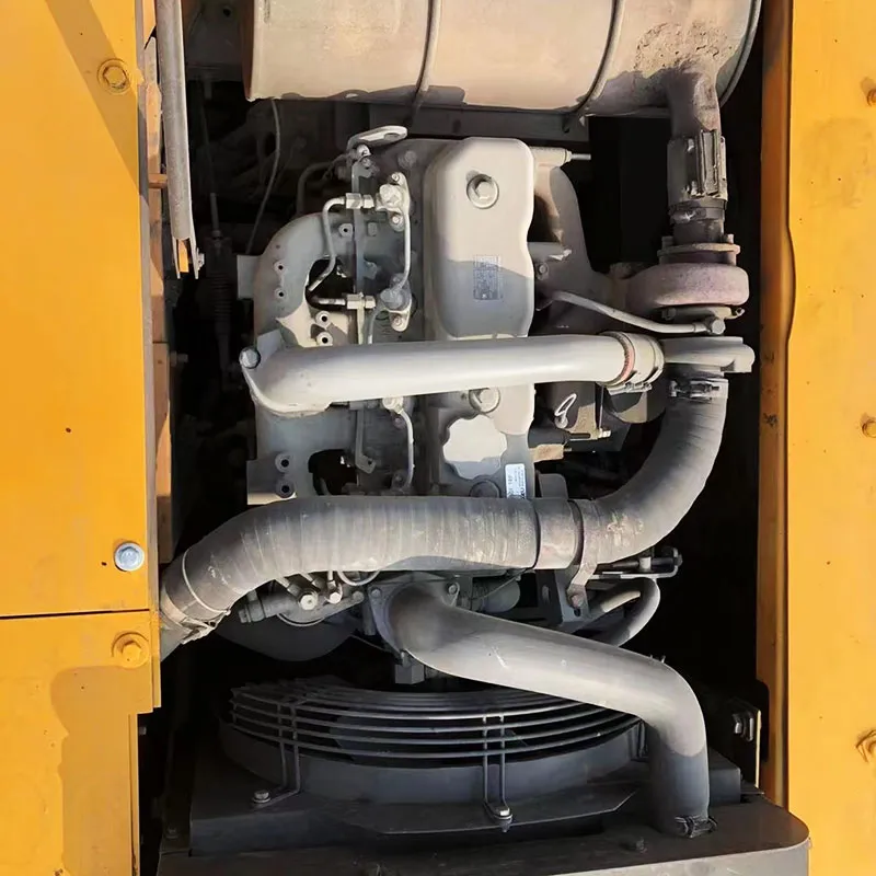 二手三一135挖掘机