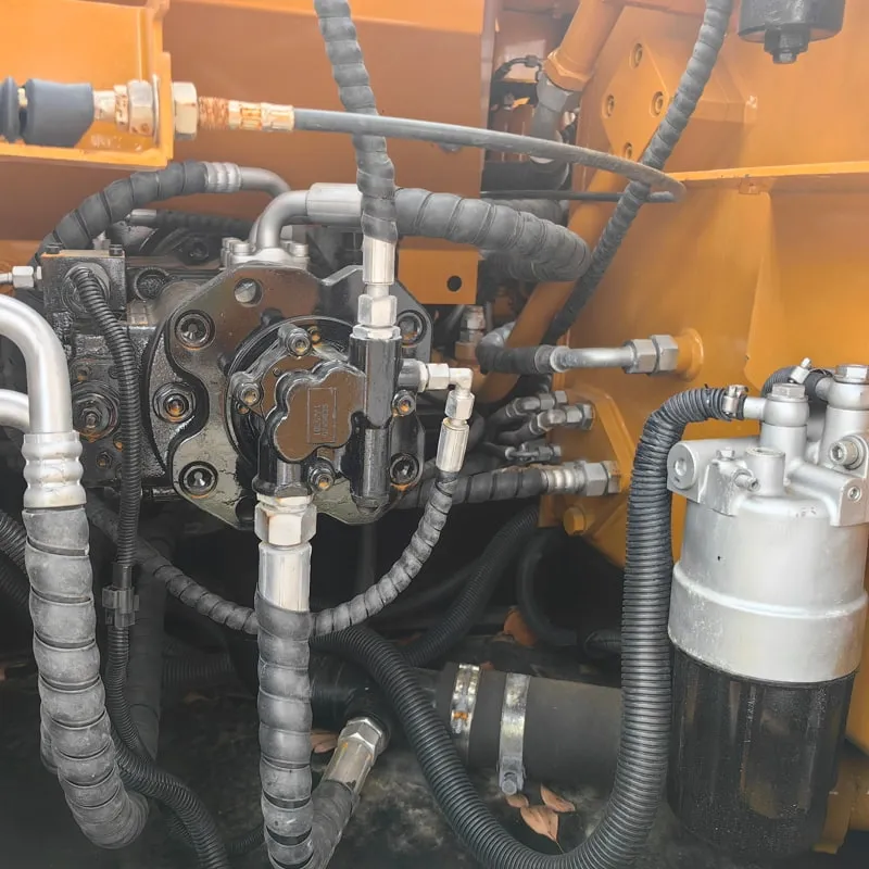 二手三一135挖掘机