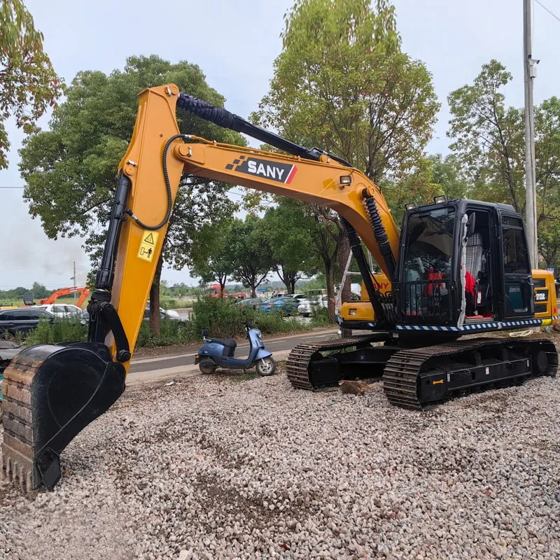 二手三一135挖掘机