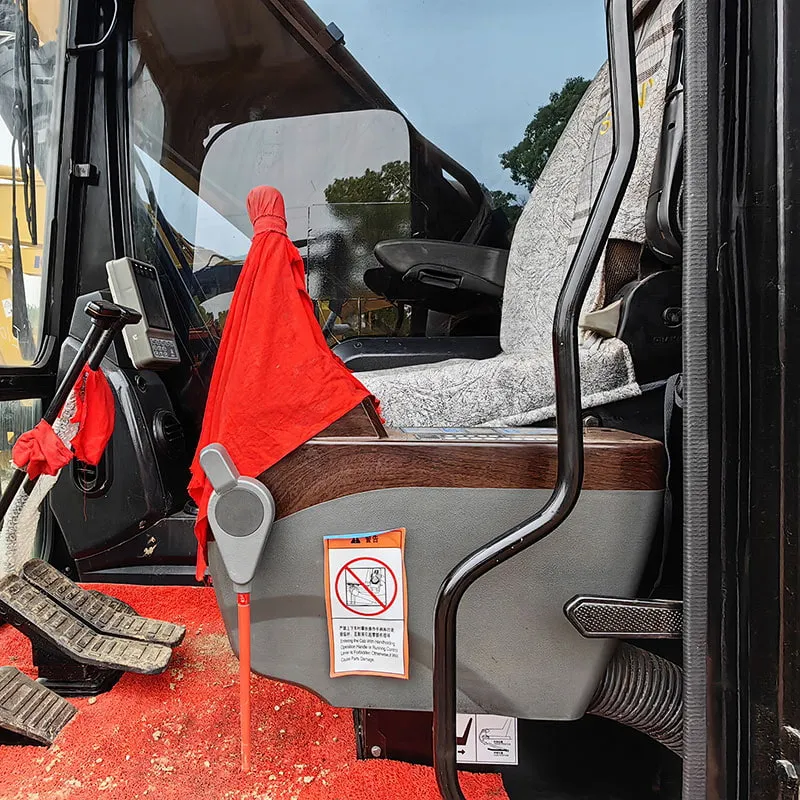 二手三一215挖掘机