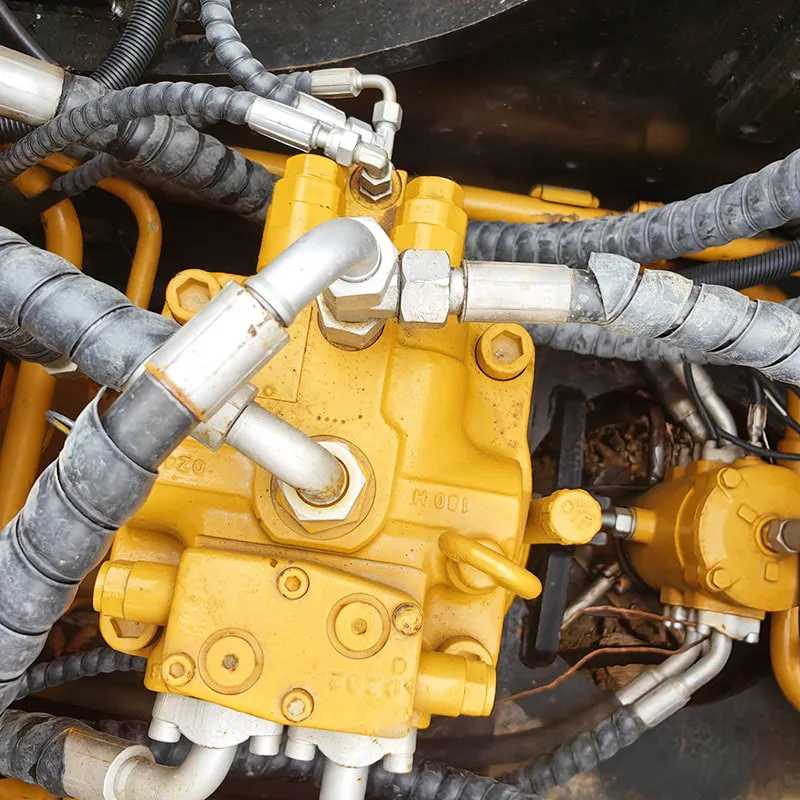 二手三一215挖掘机