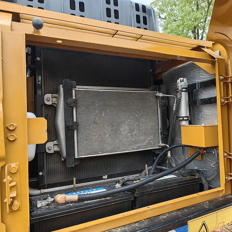 二手三一215挖掘机