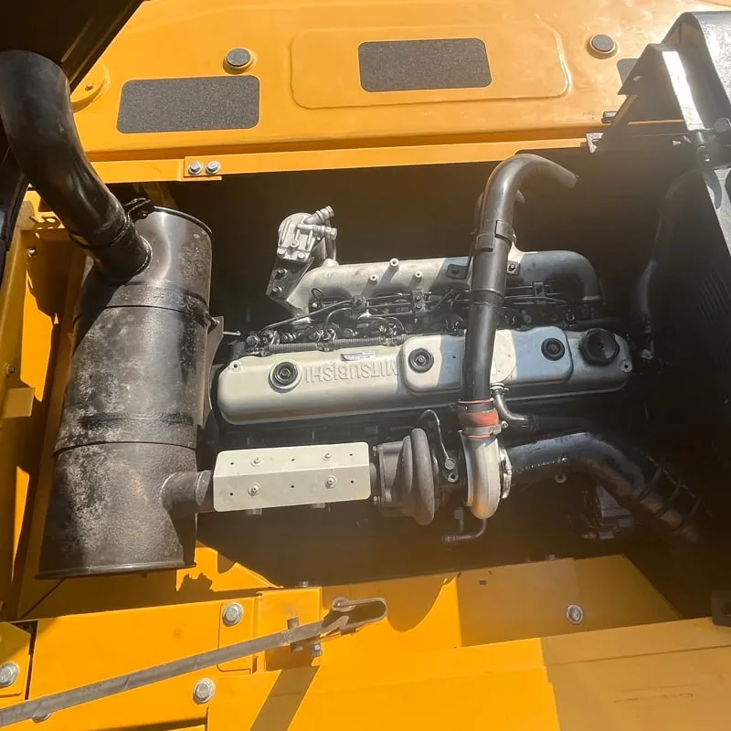 二手三一215挖掘机