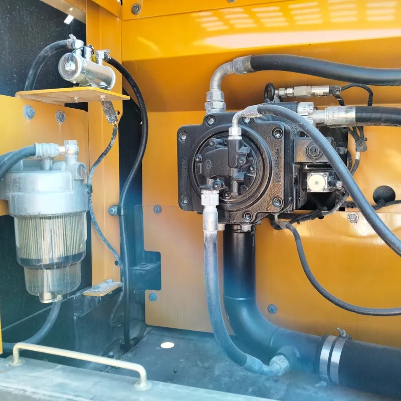 二手三一245H挖掘机