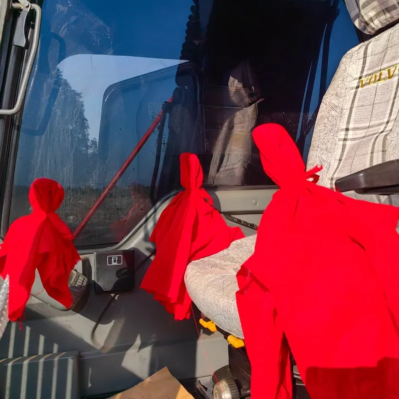 二手沃尔沃140挖掘机