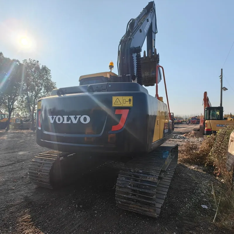 二手沃尔沃140挖掘机