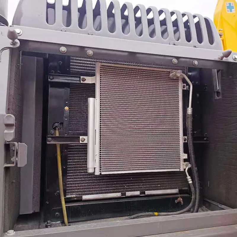 二手沃尔沃210挖掘机