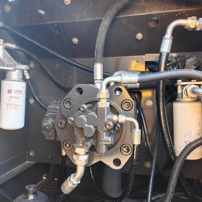 二手沃尔沃210挖掘机