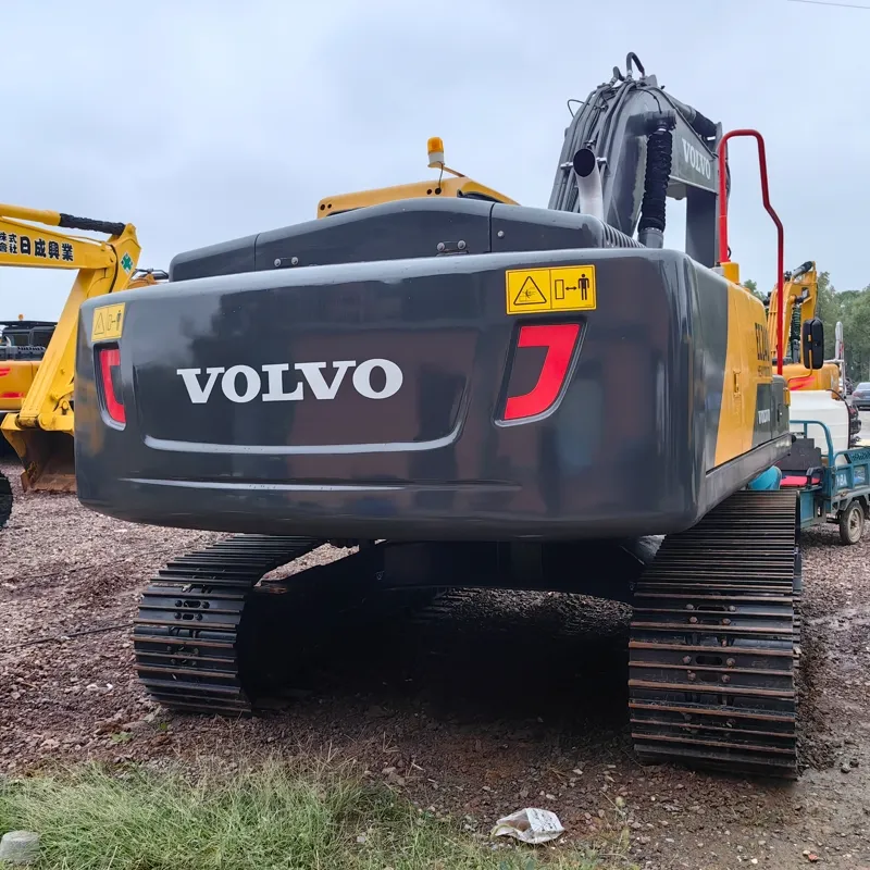 二手沃尔沃240挖掘机