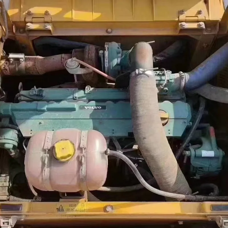 二手沃尔沃290挖掘机