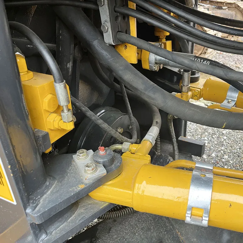 二手柳工835装载机